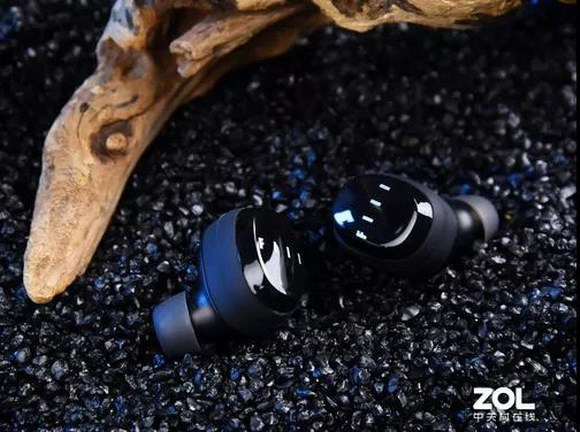 12_resize.jpg 12_resize.jpg