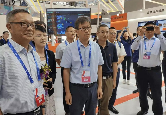 3_resize.jpg 3_resize.jpg