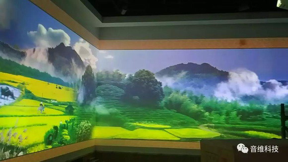 1_resize.jpg 1_resize.jpg