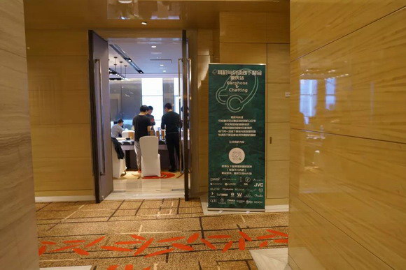 4_resize.jpg 4_resize.jpg