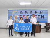 �����@ʾ�����I(l��ng)�ߡ����Ƽ���Ʒ�|(zh��)���I(l��ng)ҕ�硪��AV�f�������M��I(y��)֮���M��˹��